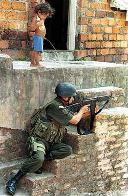 soldat en detresse